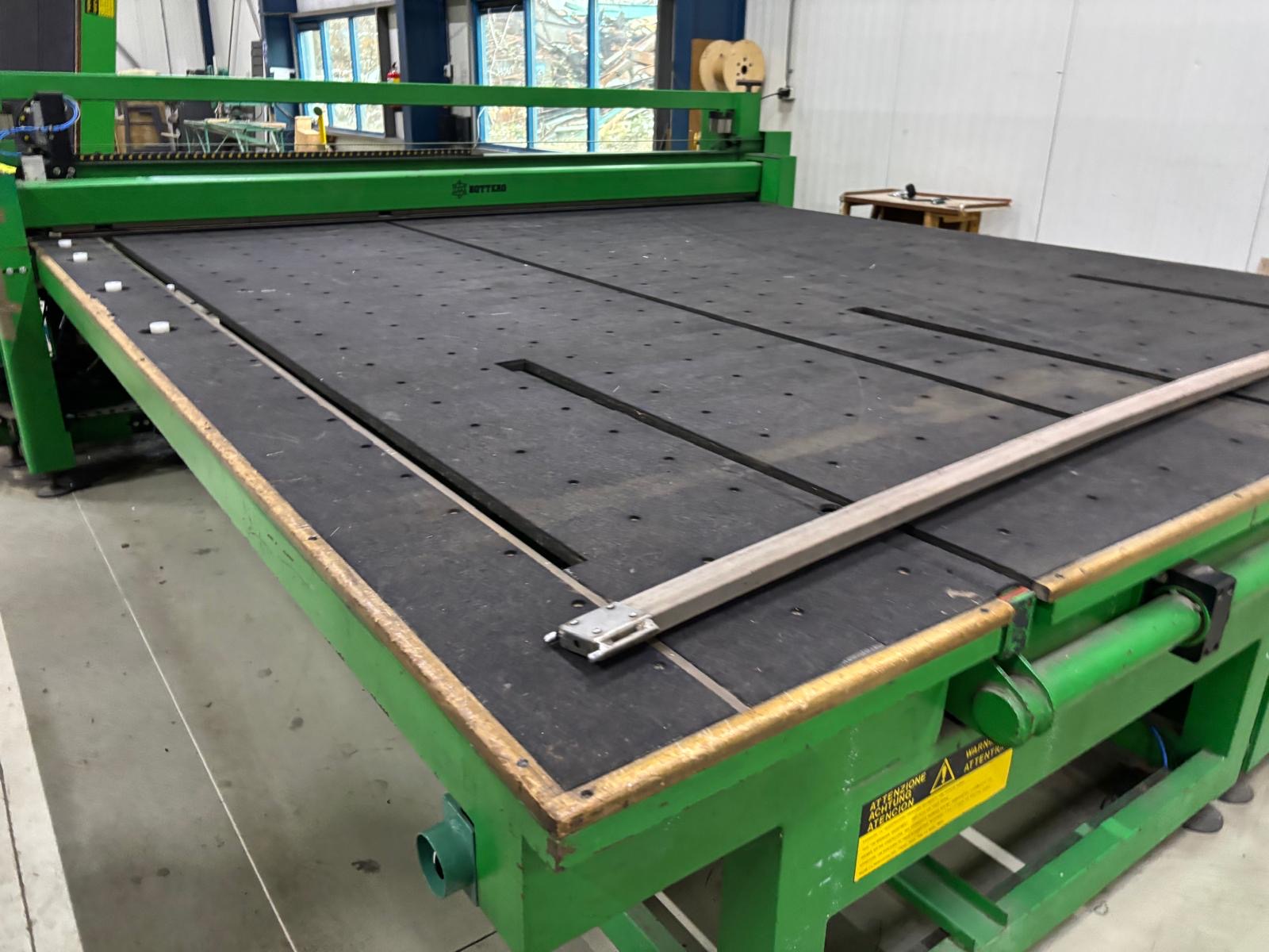 Te koop: Tweedehands Bottero Snijtafel (gelaagd)